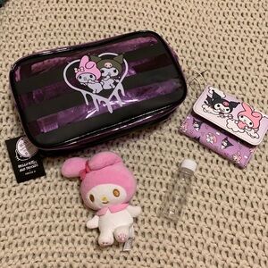 Hello kitty Make up Bag set🩷💜